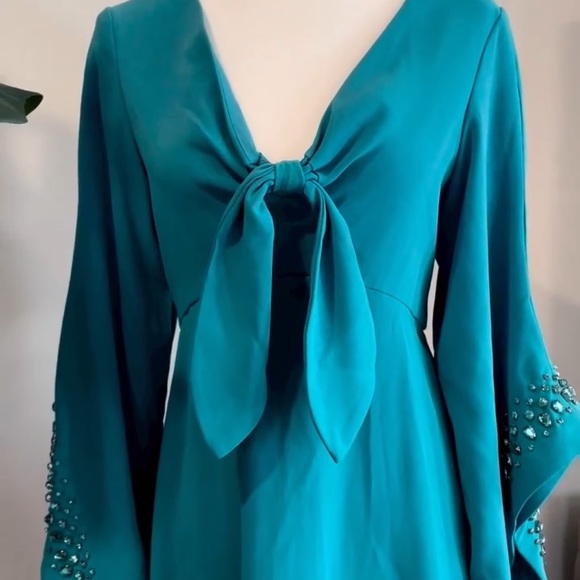 Formal gown with stone embellishments - Picture 3 of 5